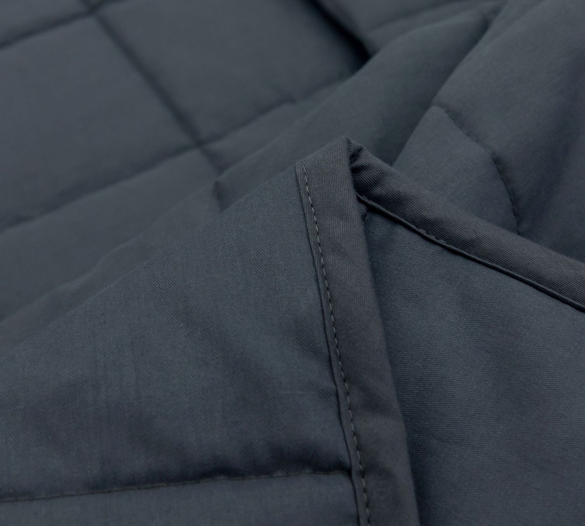 Couverture Lestée en Coton Naturel Gris foncé – Pour un Sommeil Apaisé et Réparateur
